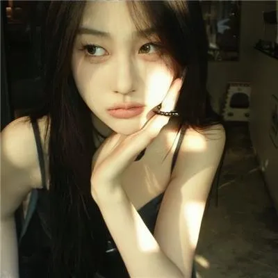 催泪励志晨间剧《一半，蓝色》永野芽郁：左耳失聪的少女与天才发明家的跨越半生羁绊